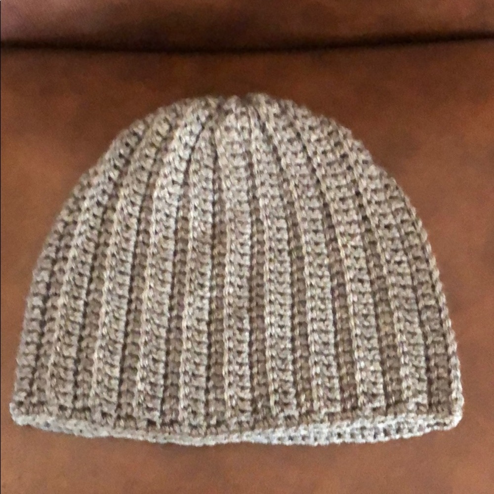 Winter gray beanie hat handmade